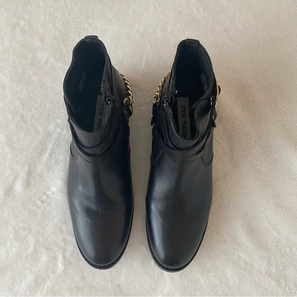 Steve Madden Ringo Ankle Booties Black with Gold Chain Detail Size 8.5M - Picture 14 of 16